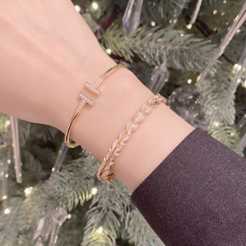 T*f*ny bracelets
